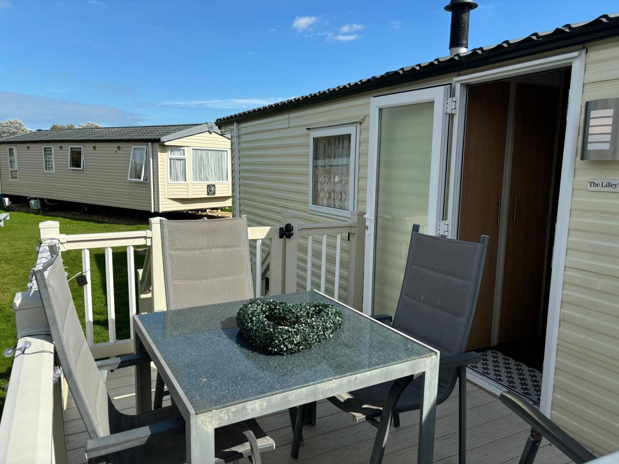 Skegness Butlins 8 Berth Caravan Hotel Exterior photo